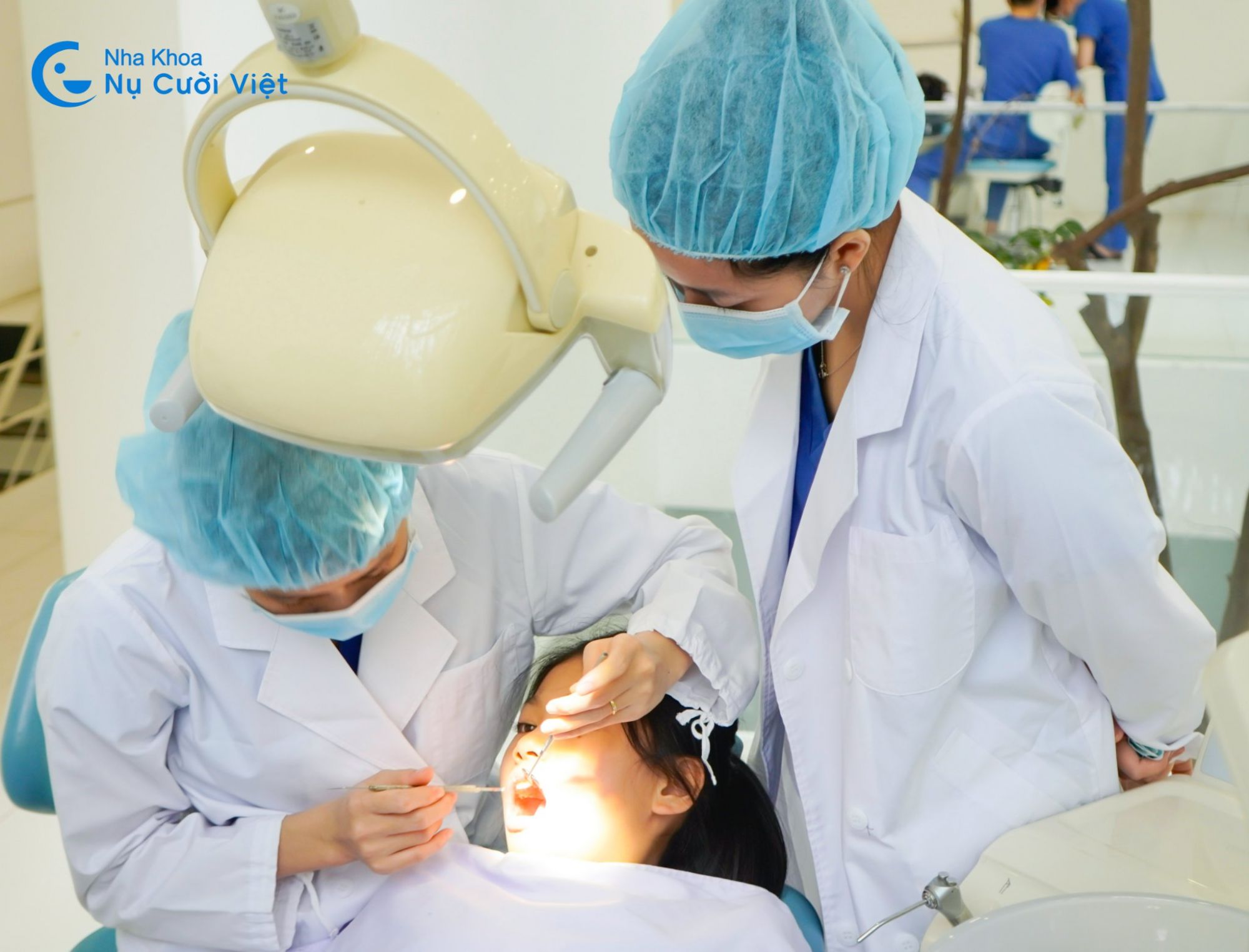 Bé Tập Làm Nha Sĩ 24097