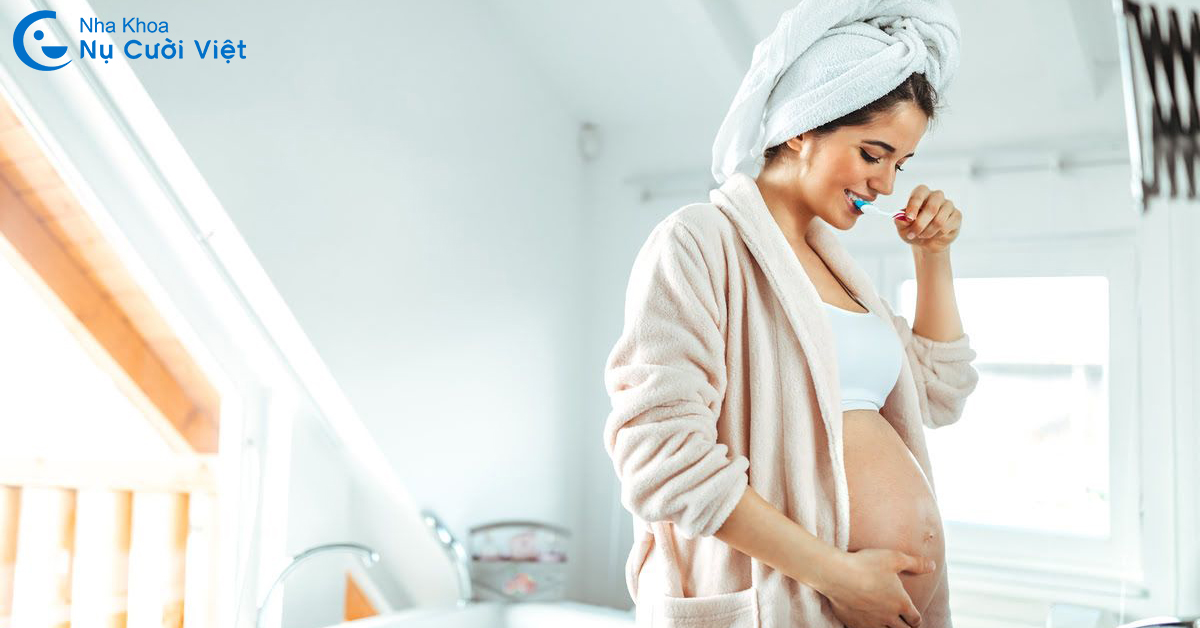cách giữ sức khỏe răng miệng cho mẹ bầu