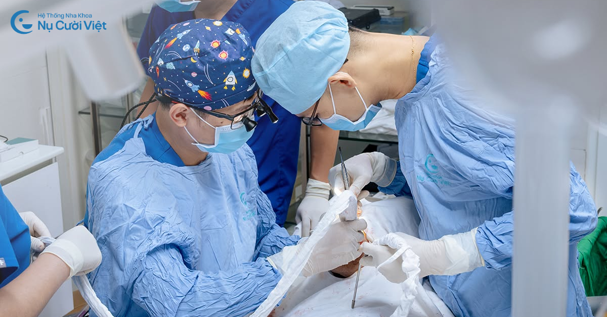 cấy ghép implant không đau tại huế