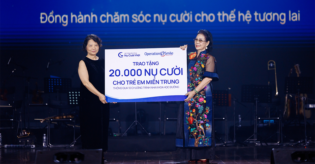 nha khoa nụ cười việt công bố dự án 20000 nụ cười cho trẻ em miền trung