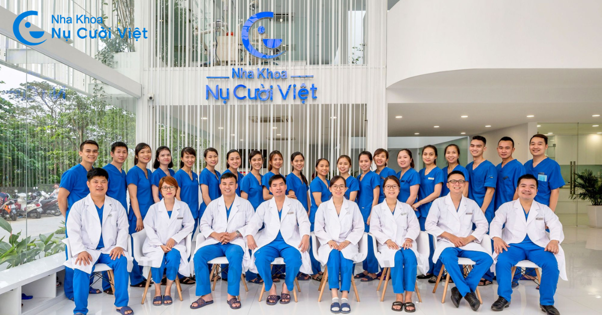 đội ngũ bác sĩ chuyên niềng răng trẻ em